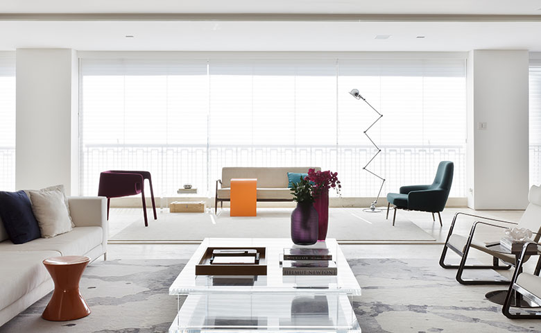 Daniela Frugiuele, aká Suite Arquitetos, convocou seus descoladíssimos sócios para dar vida ao novo apê paulistano;